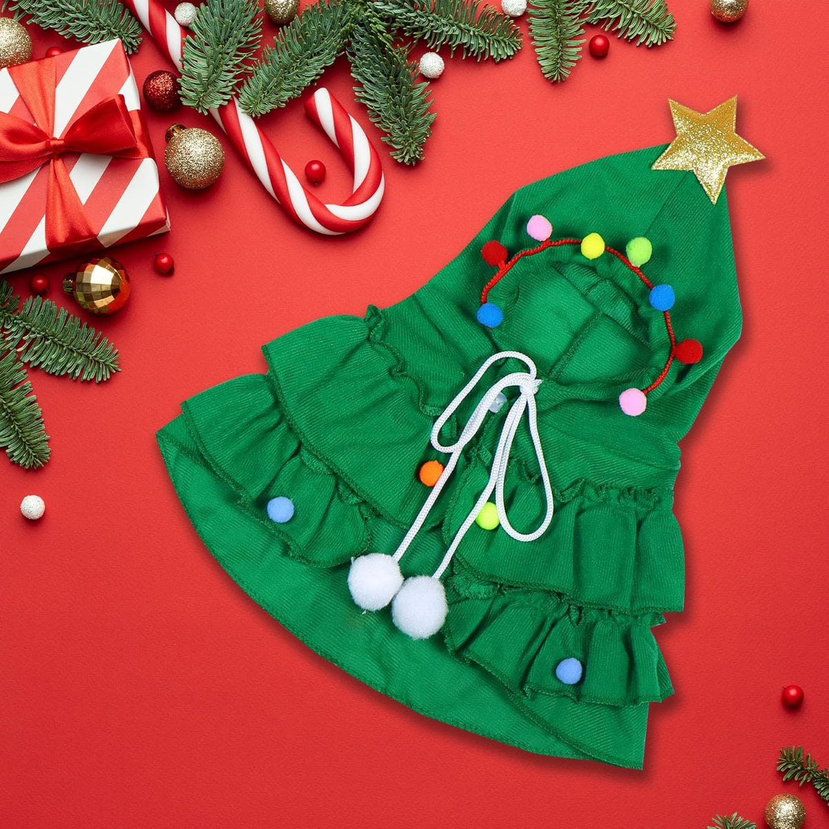 Disfraz de árbol de Navidad con estrella para perro pequeño (foto del fabricante)