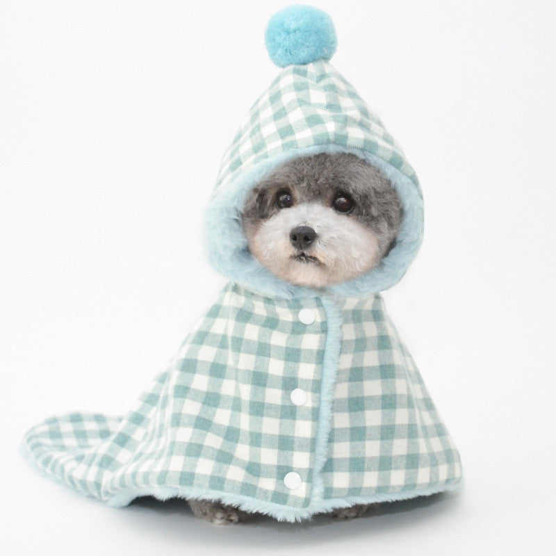 Mantita con capucha de cuadros vichy para perro pequeño (foto del fabricante)